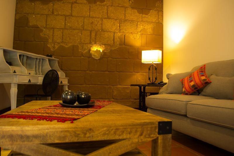Casa De Adobe Gallery & Luxury Boutique Oaxaca Ruang foto